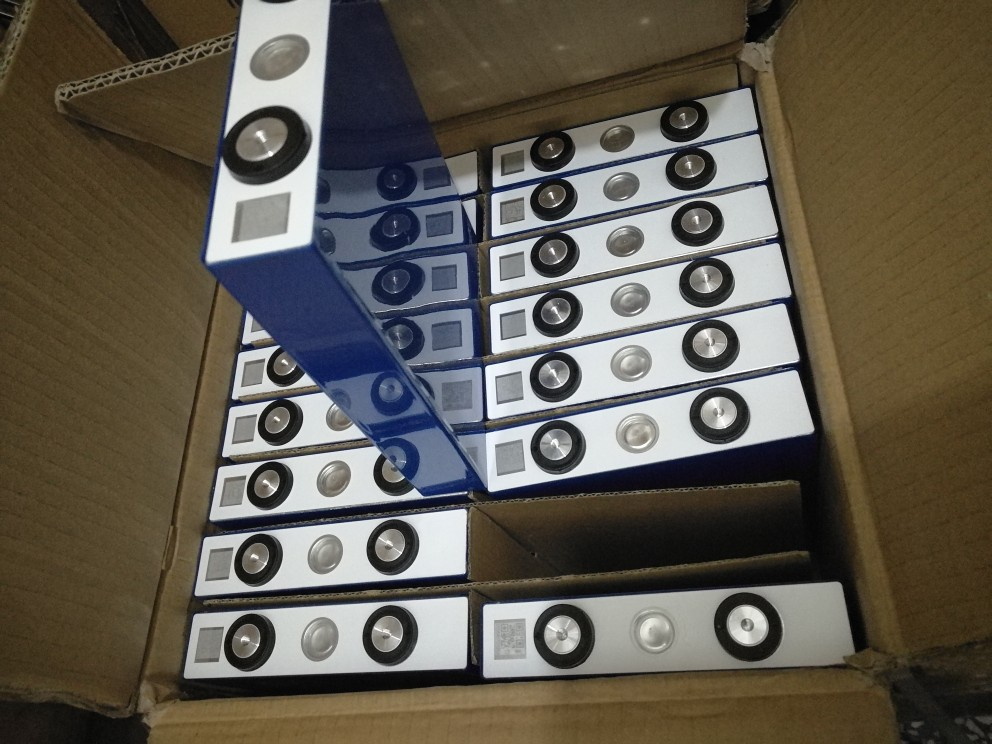 EVE 3.2v 90ah lifepo4 battery 