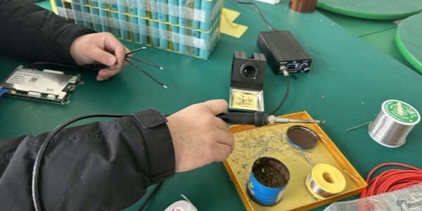 Lithium Batteries LiFePO4 Banks In Parallel VS Series Connection-Battery Pack Customization
