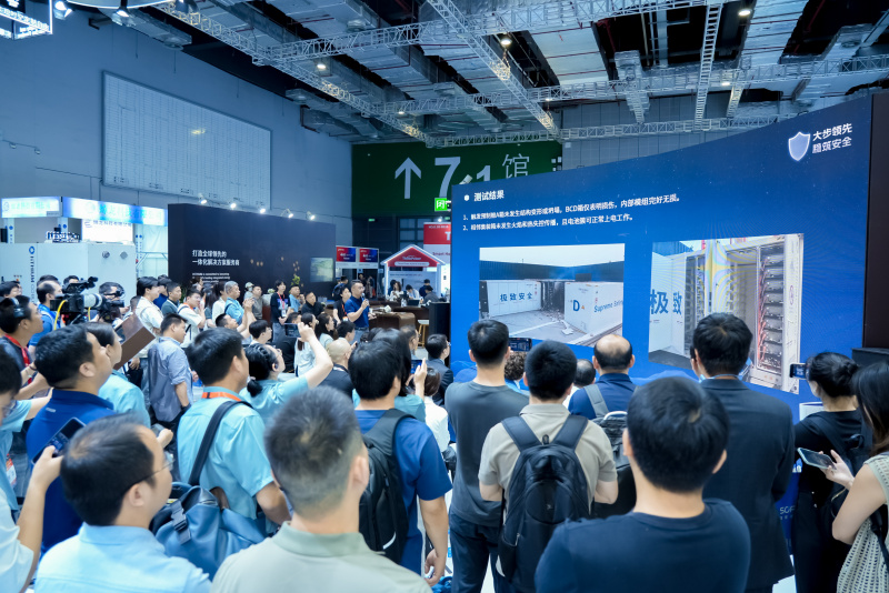 HiTHIUM Sets New Global Standard for Energy Storage Safety with World's First Open-Door Fire Test